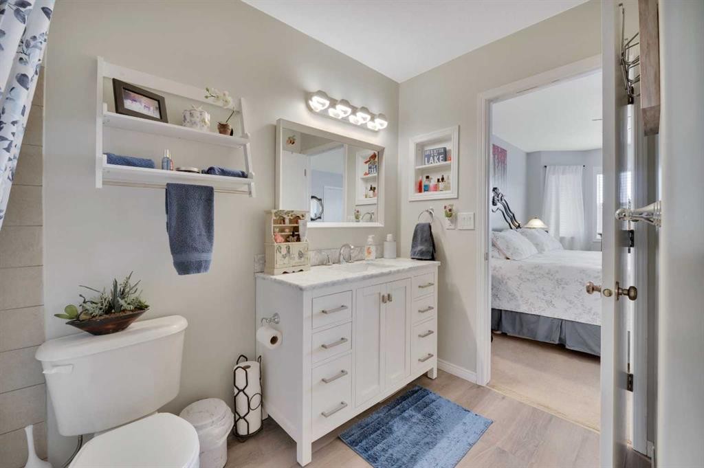 47 Abel Close, Red Deer, AB