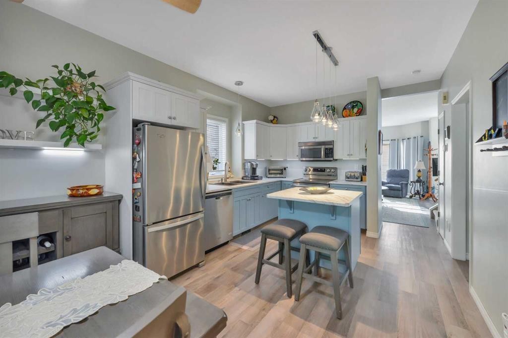 47 Abel Close, Red Deer, AB