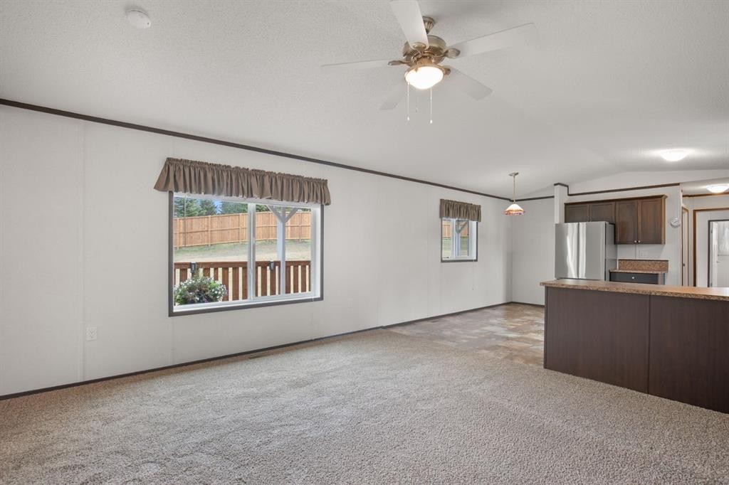 28 Parkside Drive, Red Deer, AB
