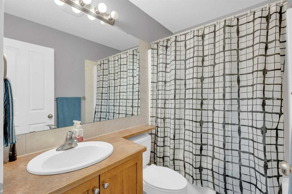 124 Kendrew Drive, Red Deer, AB