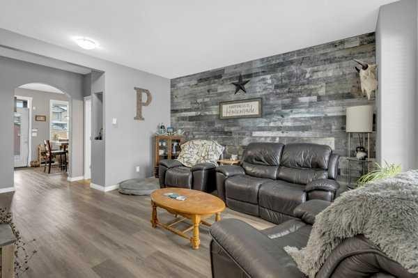 124 Kendrew Drive, Red Deer, AB