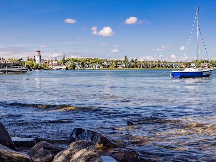 204 Cambridge Way, Sylvan Lake, AB