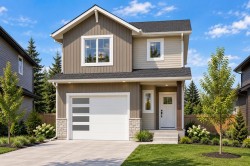 107 Hampton Crescent Sylvan Lake, AB T4S 0X4