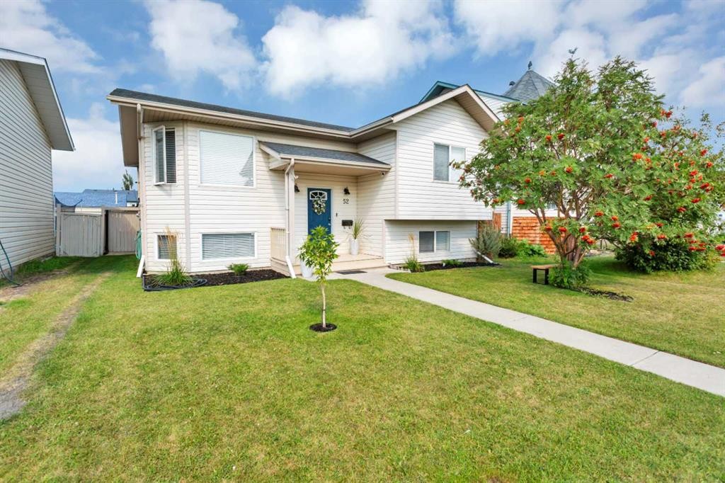 52 Harper Drive, Sylvan Lake, AB