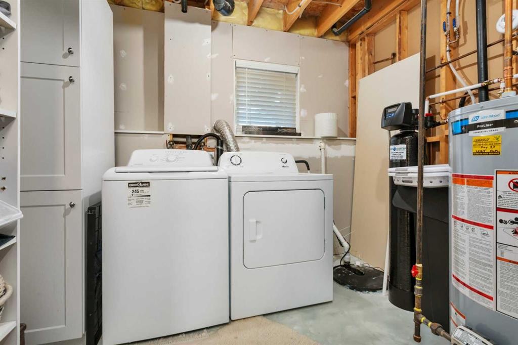 52 Harper Drive, Sylvan Lake, AB