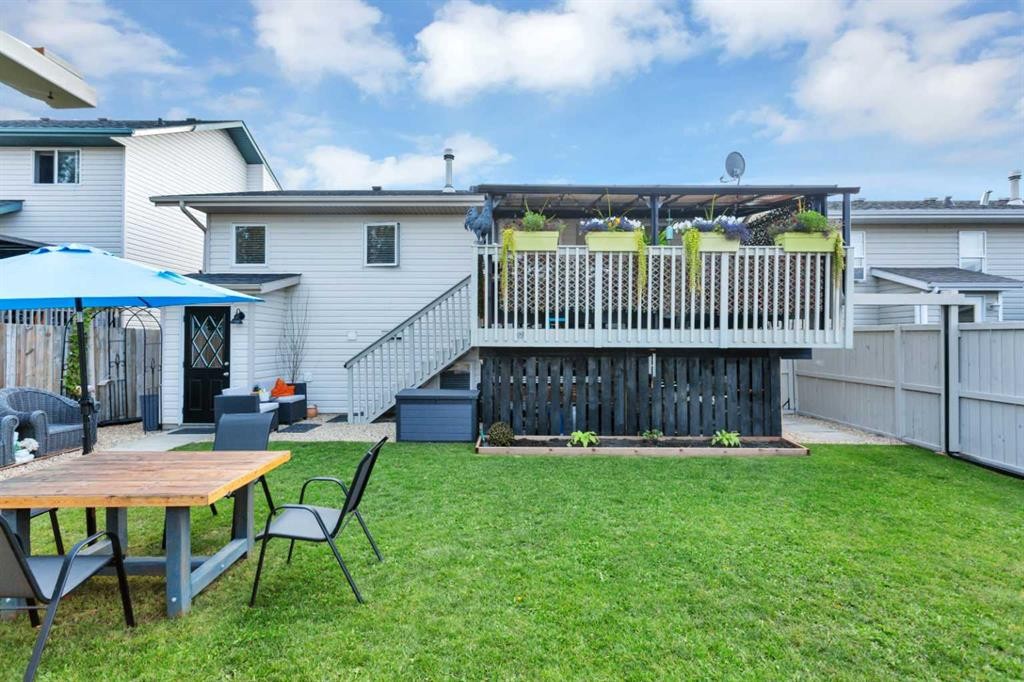 52 Harper Drive, Sylvan Lake, AB