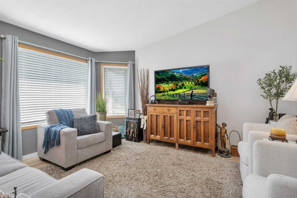 52 Harper Drive, Sylvan Lake, AB