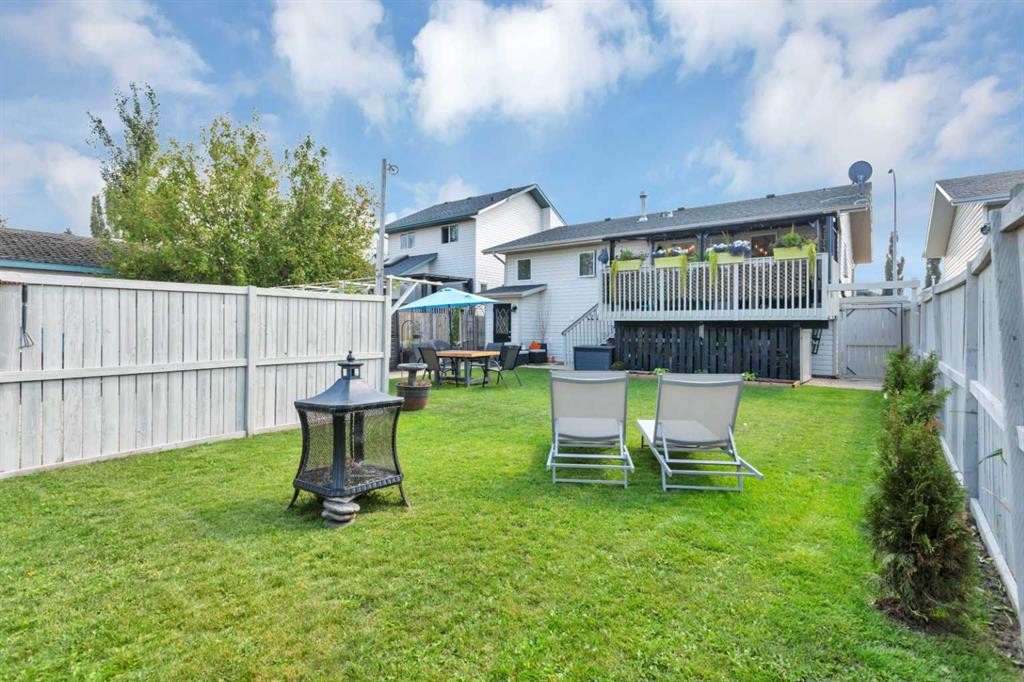 52 Harper Drive, Sylvan Lake, AB