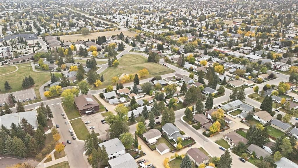 5012 38A Avenue, Red Deer, AB