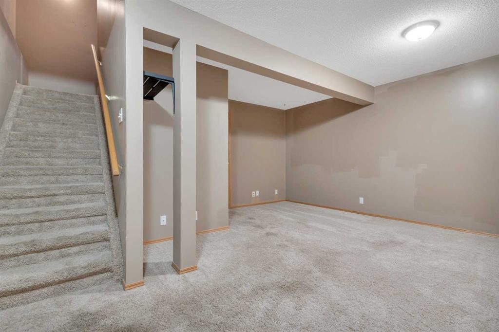 1 Dixon Crescent, Red Deer, AB