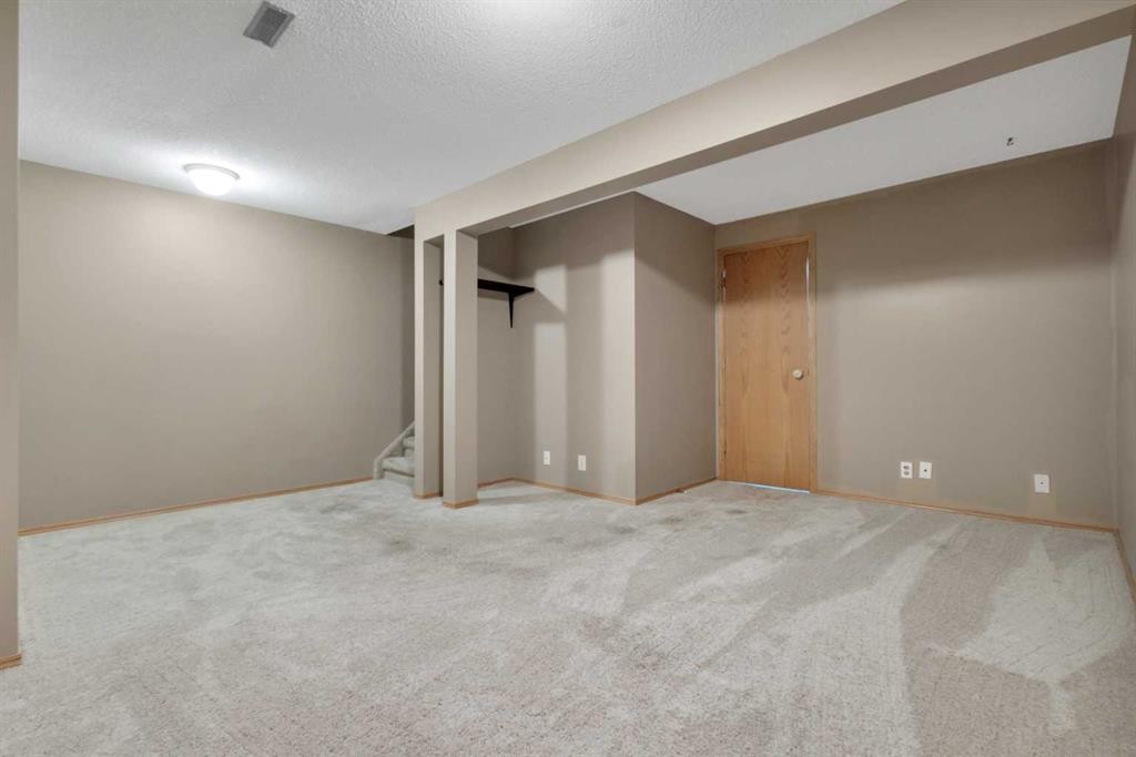 1 Dixon Crescent, Red Deer, AB