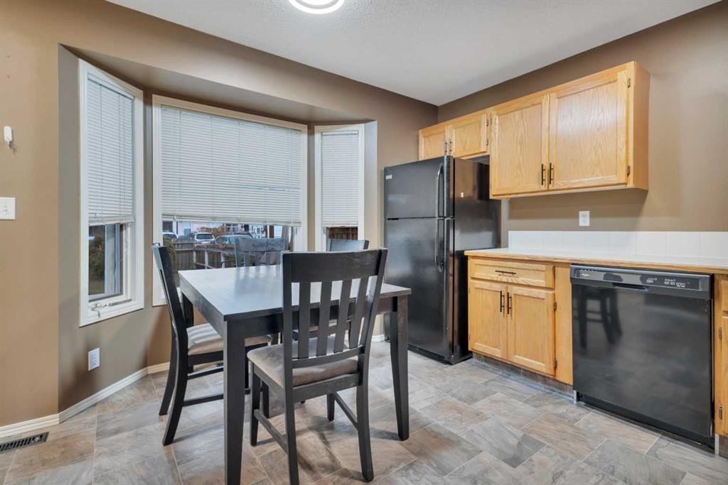 1 Dixon Crescent, Red Deer, AB