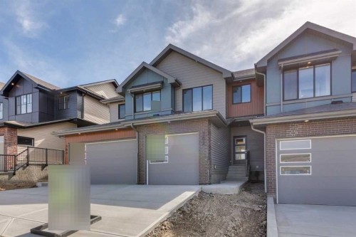 382 Heritage Boulevard  Cochrane, AB T4C 0L3