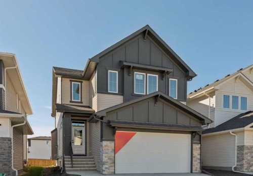 76 Southborough Lane  Cochrane, AB T4C 3J5