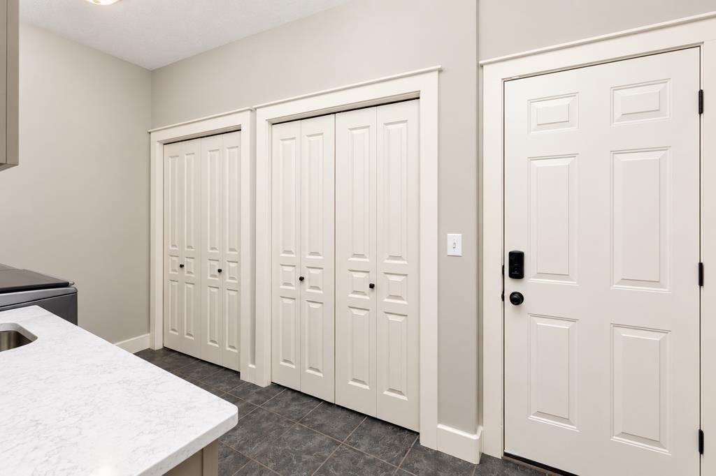 22 Atter Close, Red Deer, AB