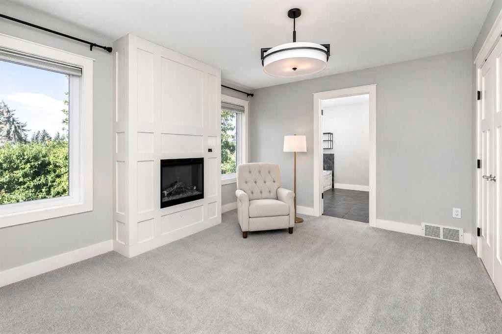 22 Atter Close, Red Deer, AB