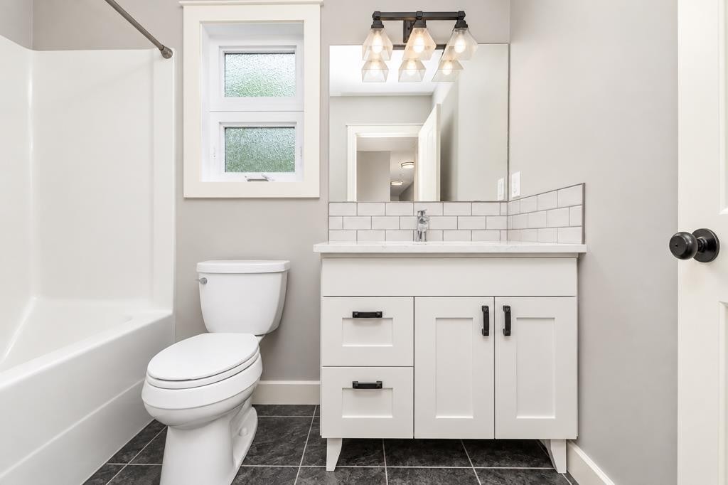 22 Atter Close, Red Deer, AB