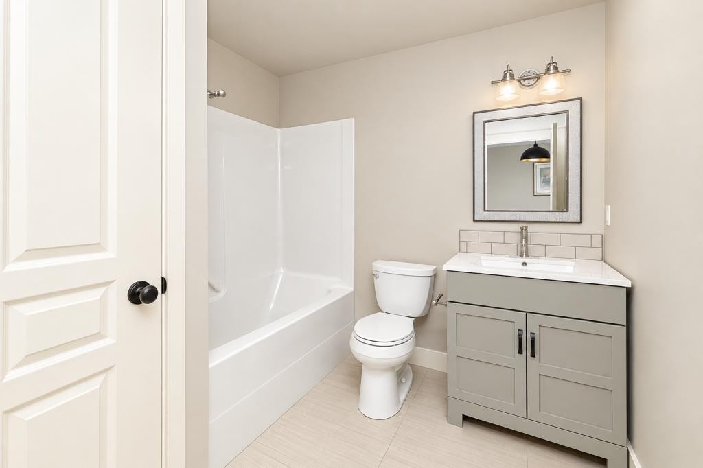 22 Atter Close, Red Deer, AB