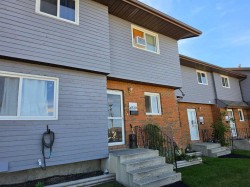 4519 48 Street Innisfail, AB T4G 1W8