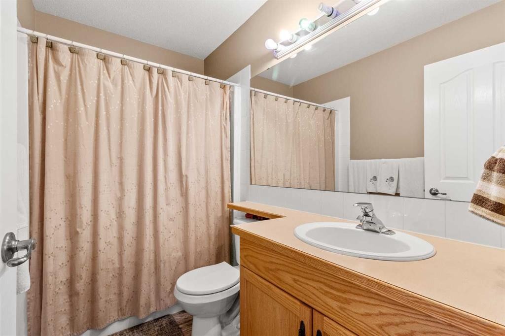 131 Deschner Close, Red Deer, AB