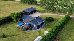 37408 Sand Road Rural Red Deer County, AB T4S 1E2