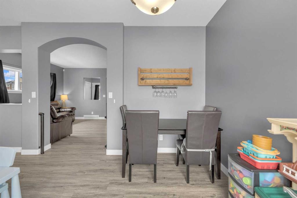 2 Sullivan Close, Red Deer, AB