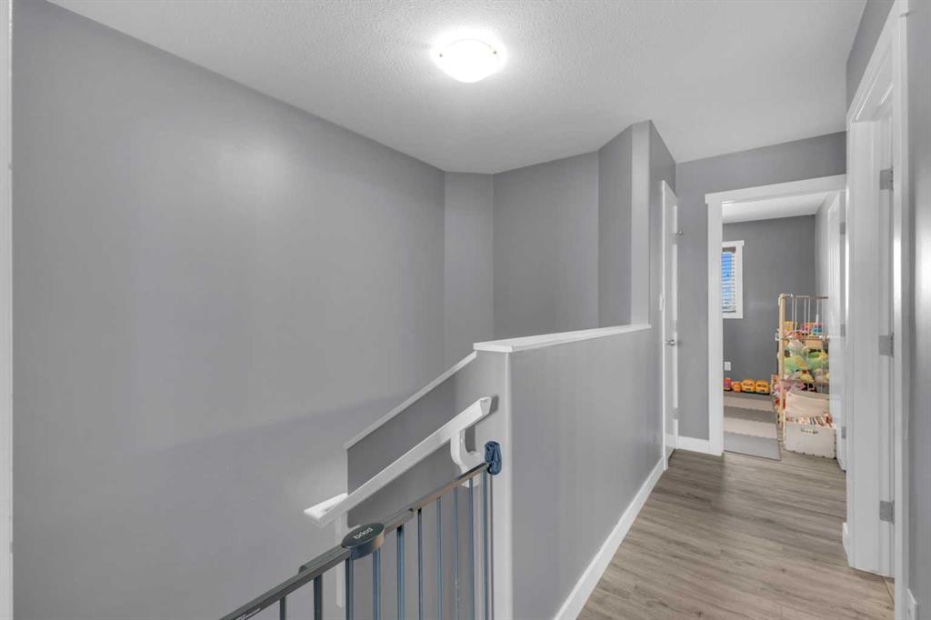 2 Sullivan Close, Red Deer, AB