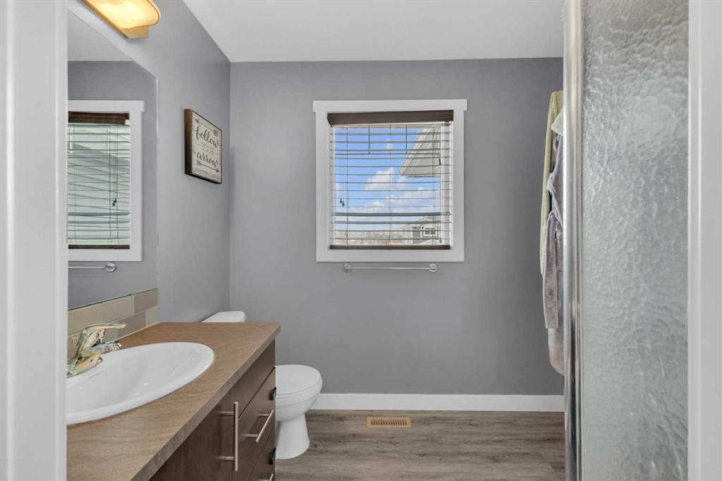 2 Sullivan Close, Red Deer, AB