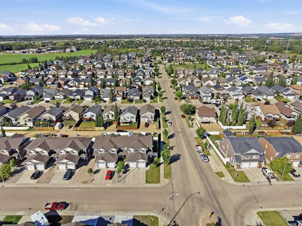 2 Sullivan Close, Red Deer, AB