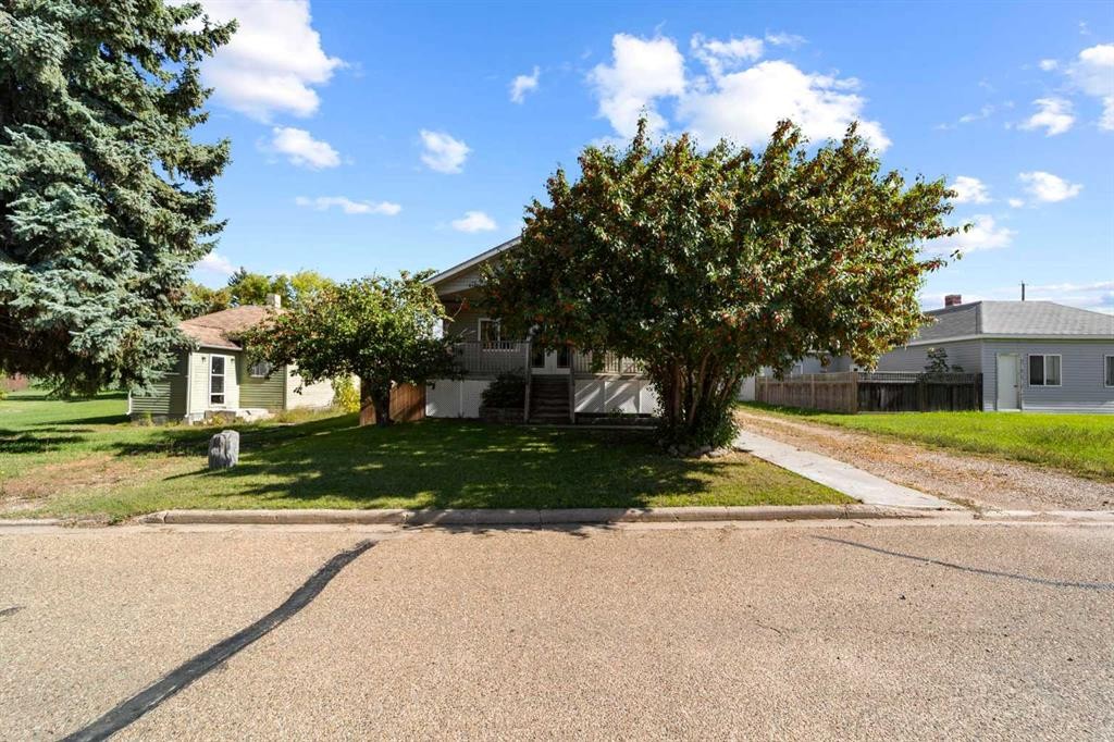 5018 48 Street, Sedgewick, AB