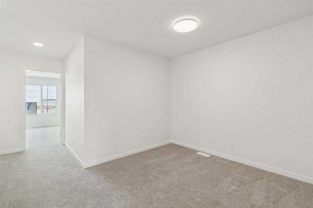 186 Aquila Grove Nw, Calgary, AB