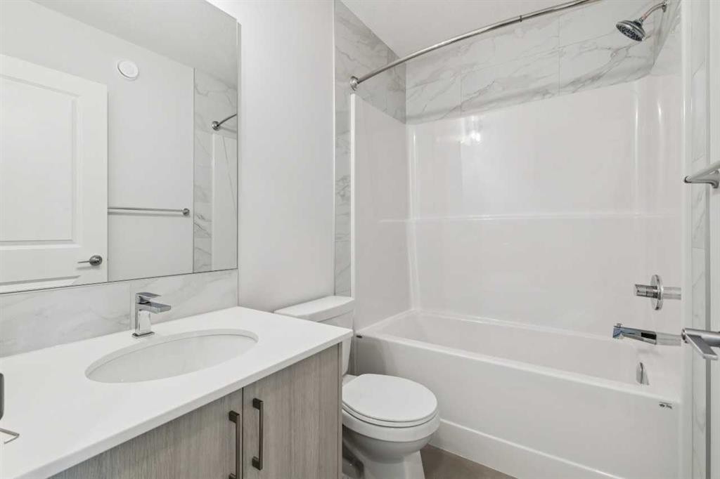 186 Aquila Grove Nw, Calgary, AB