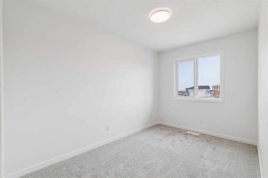 186 Aquila Grove Nw, Calgary, AB