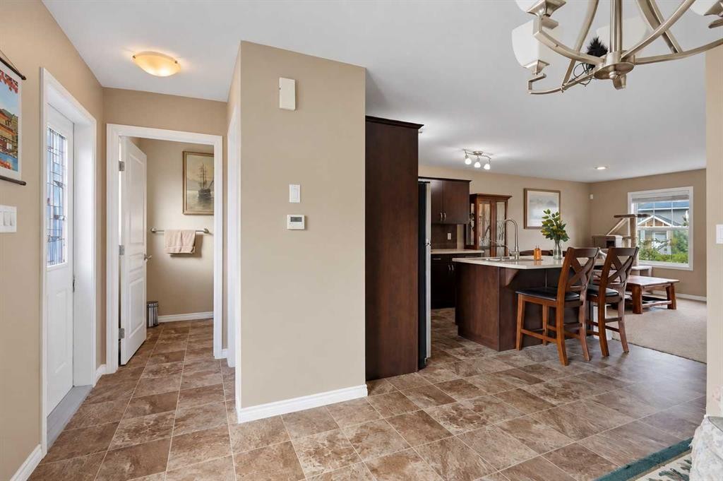 10 Rafferty Court, Sylvan Lake, AB