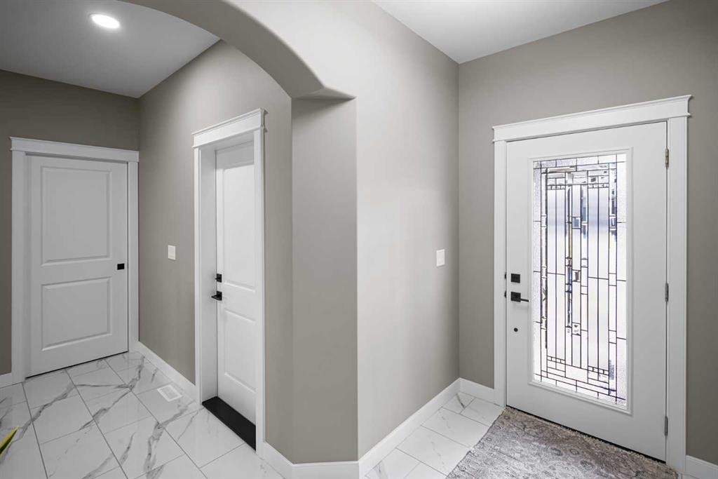 5920 24 Avenue, Camrose, AB