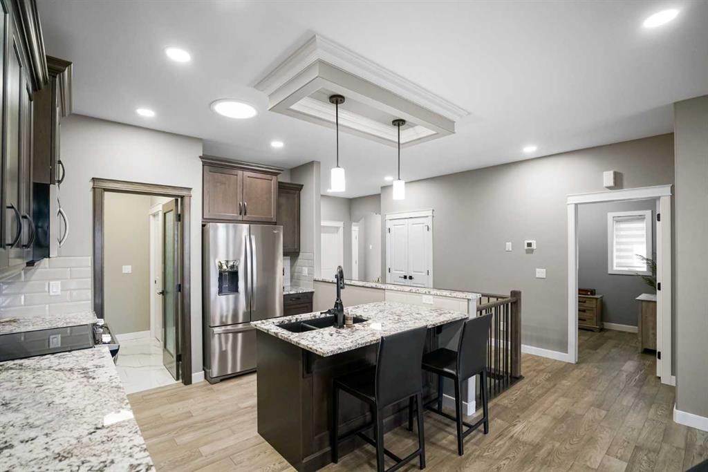 5920 24 Avenue, Camrose, AB