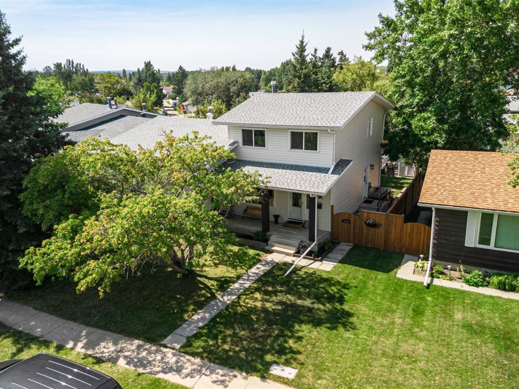 4113 53 Avenue, Innisfail, AB