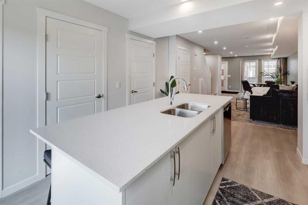 717-155 Crimson Ridge Place Nw, Calgary, AB