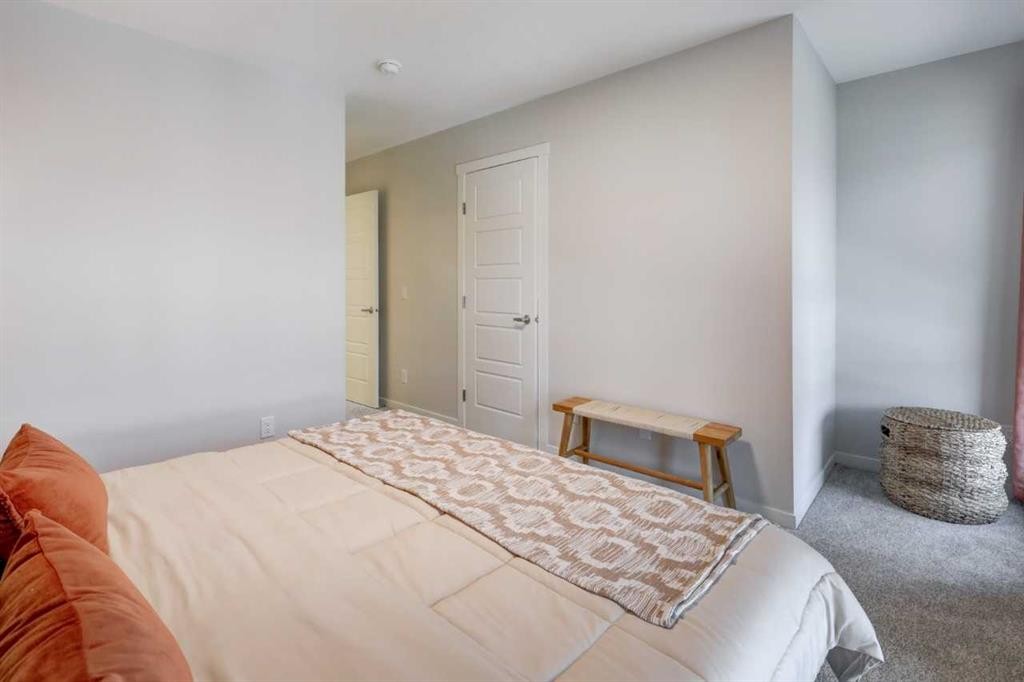 717-155 Crimson Ridge Place Nw, Calgary, AB