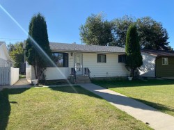 6609 45 Avenue Camrose, AB T4V 2P7
