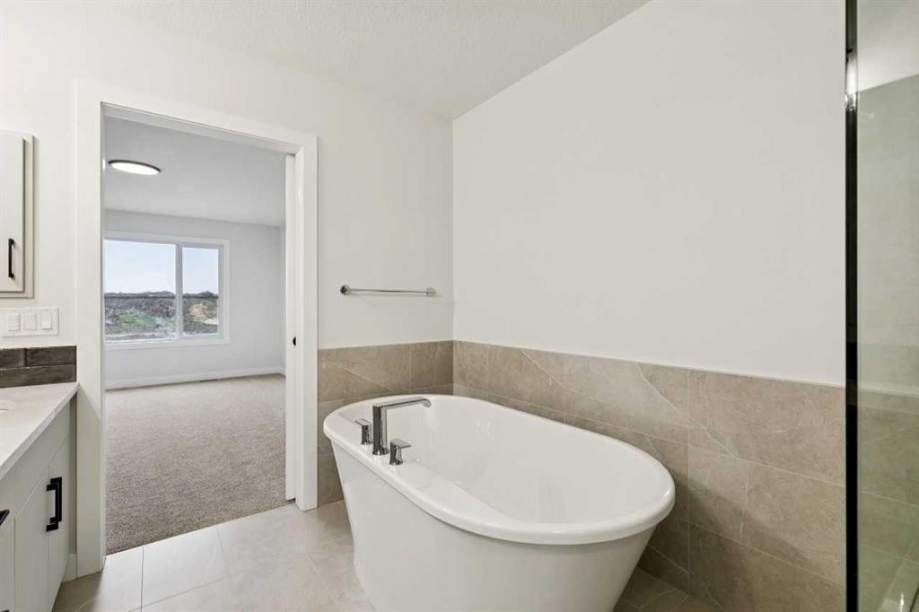 210 Sora Way Se, Calgary, AB