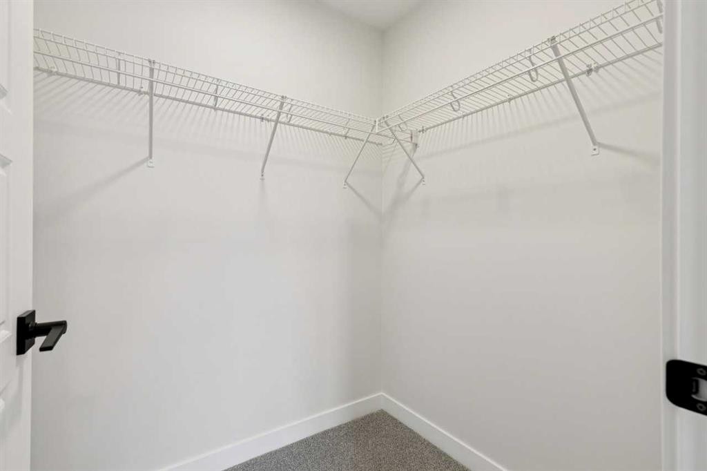 210 Sora Way Se, Calgary, AB