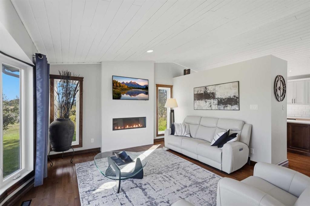 433008 Range Road 231, Rural Ponoka County, AB