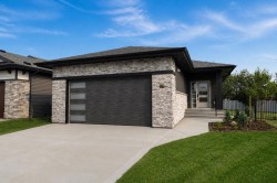 17 Tindale Place Red Deer, AB T4P 0T8