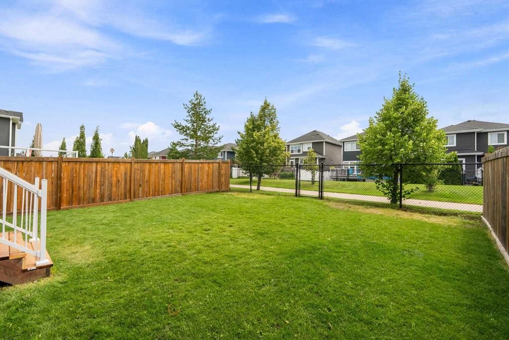 403 Simpkins Wynd, Leduc, AB
