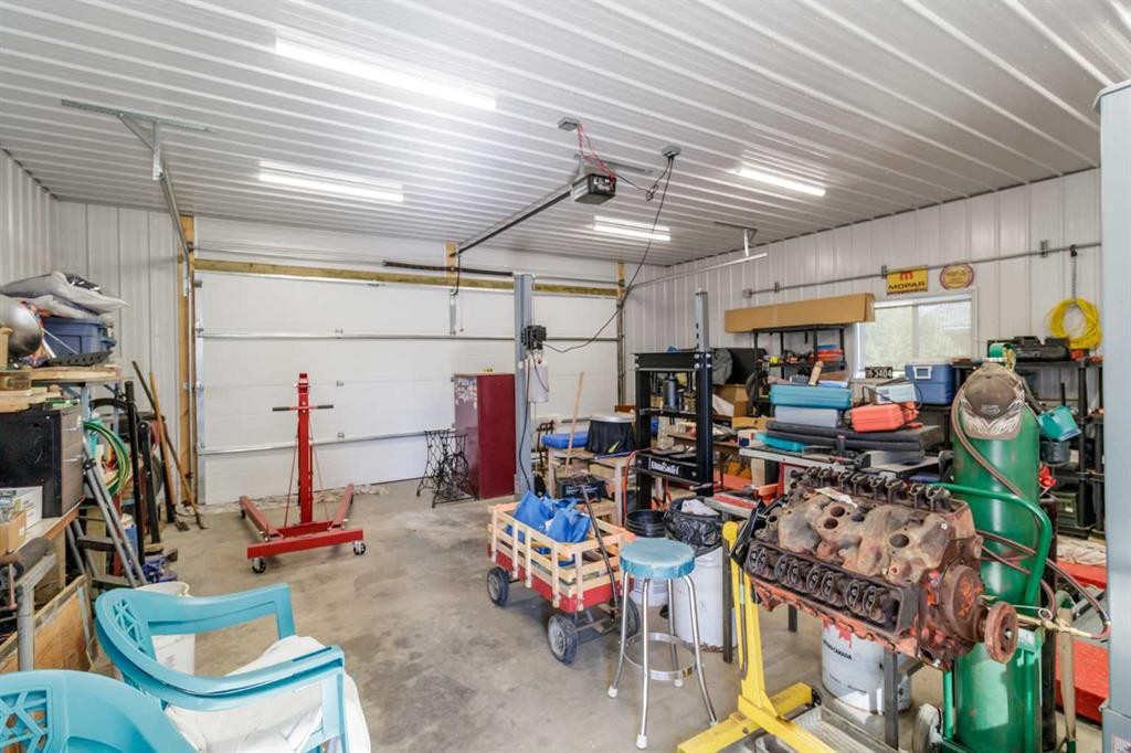 150 Devilder Avenue, Trochu, AB
