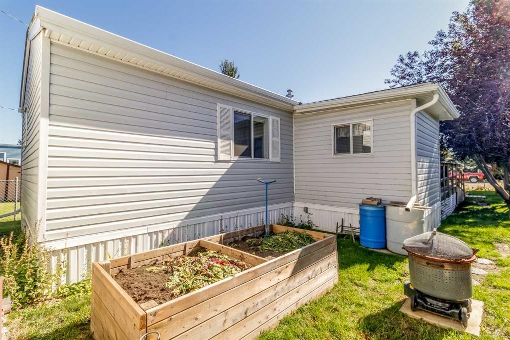 150 Devilder Avenue, Trochu, AB