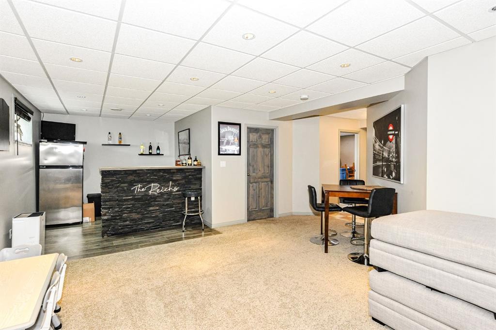 5005 58 Street, Daysland, AB