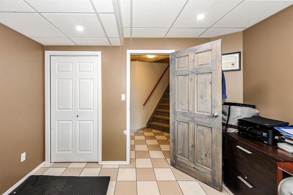 5005 58 Street, Daysland, AB