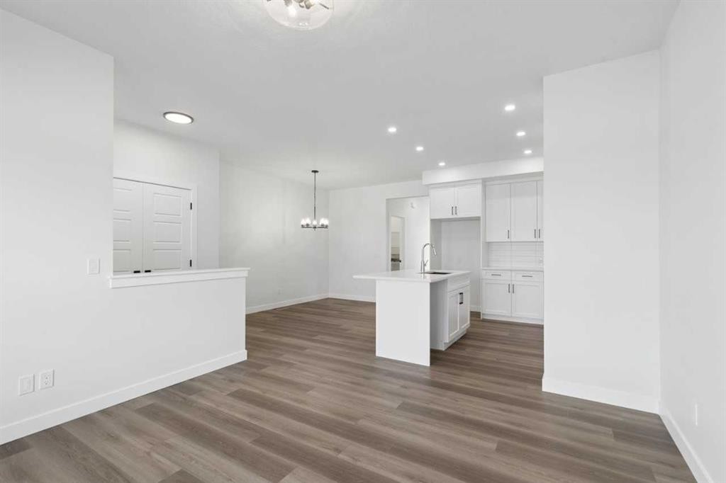 463 Buffaloberry Manor Se, Calgary, AB